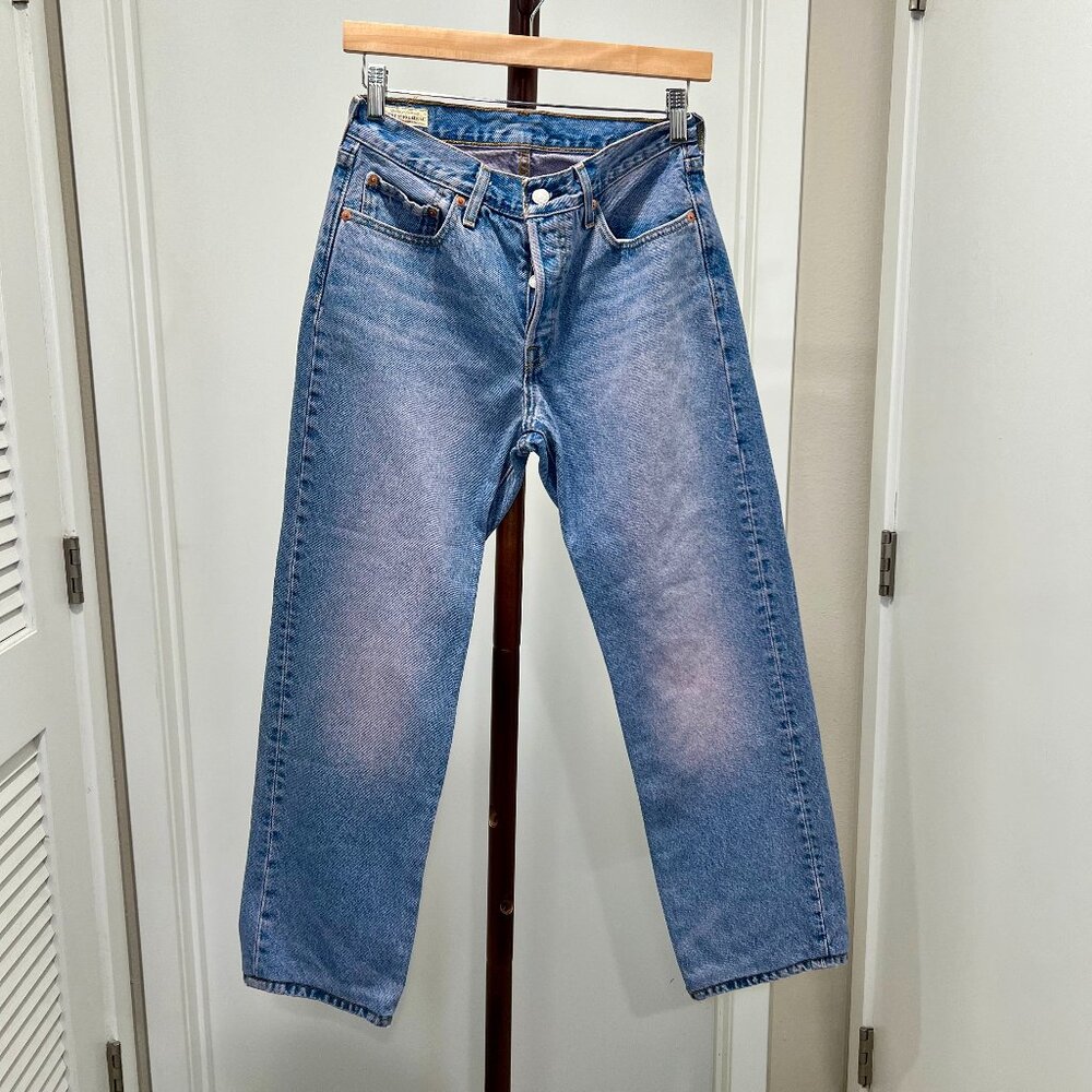 Levis Premium - 501 '90s Jeans Size 26/30 Altered - Artificial Finish - Med Wash